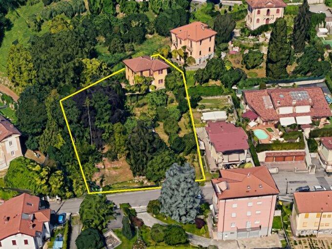 vista aerea - airuno - villa via vittorio veneto - venduta