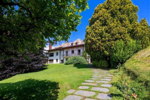 camminamento nel giardino - oggiono - villa in vendita - meriggi