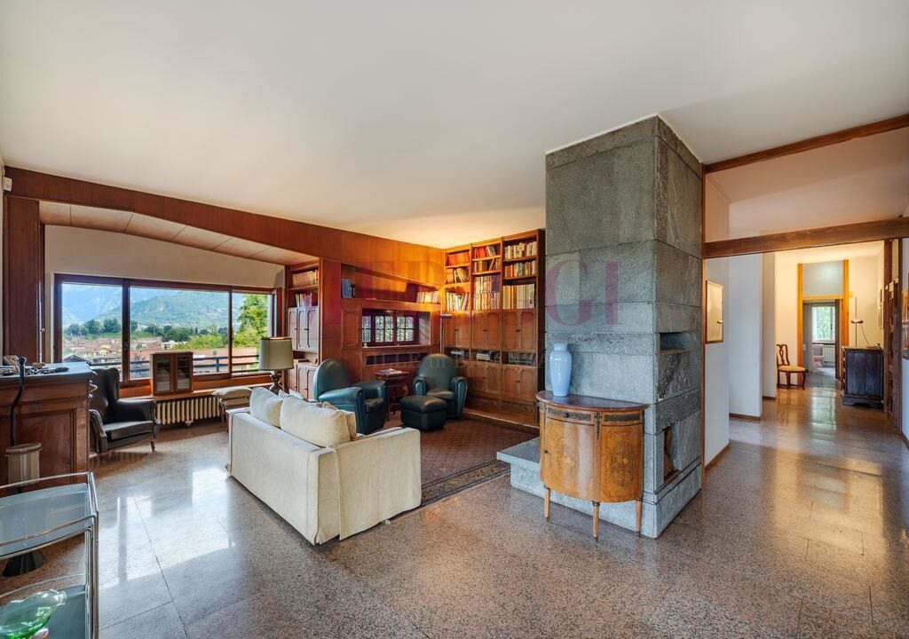 salotto e vista su ingresso - oggiono - villa in vendita - meriggi
