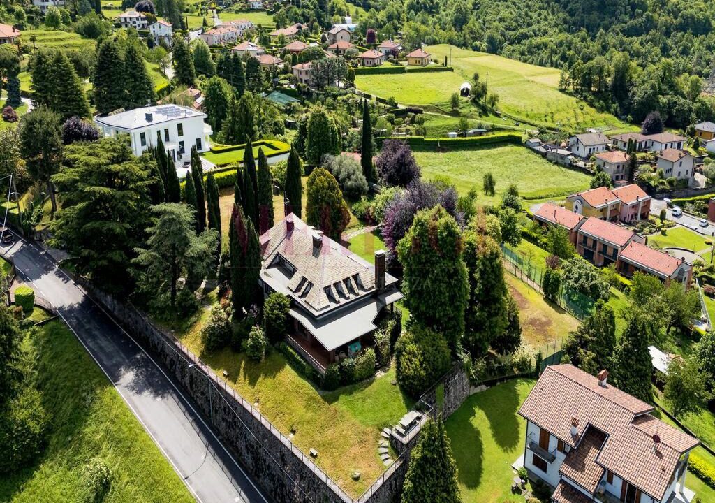 villa vista dal drone verso sud - oggiono - villa in vendita - meriggi