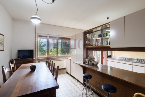 zona pranzo in cucina - oggiono - villa in vendita - meriggi