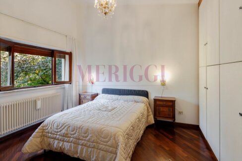 camera al primo piano - villa inverigo in vendita - meriggi