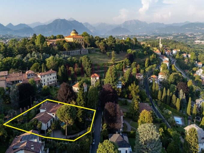 posizione-evidenziata-della-villa-sul-territorio-e-panorama-villa-inverigo-in-vendita-meriggi