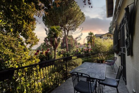 terrazzino con vista - villa inverigo in vendita - meriggi