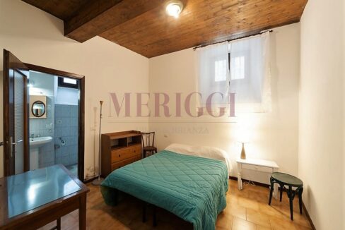 camera da letto con bagno- villa bonacina - airuno - via Dante - meriggi