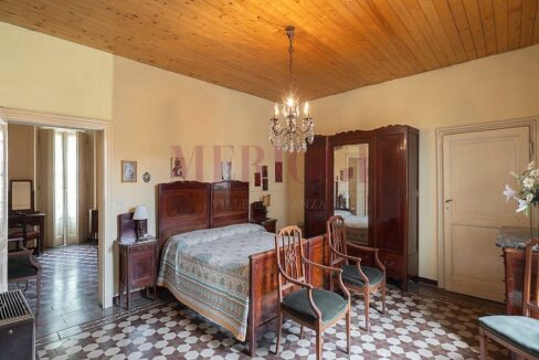 camera matrimoniale- villa bonacina - airuno - via Dante - meriggi