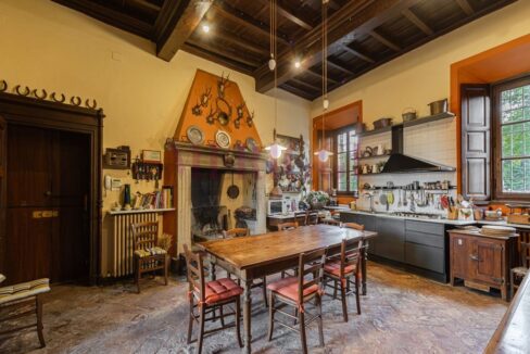 cucina piano terra - Brongio - vendita - palazzo fumagalli
