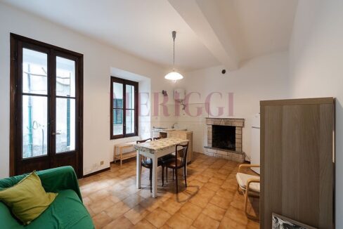 cucina piano terra- villa bonacina - airuno - via Dante - meriggi