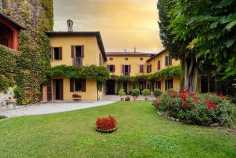 facciata e giardino - Brongio - vendita - palazzo fumagalli