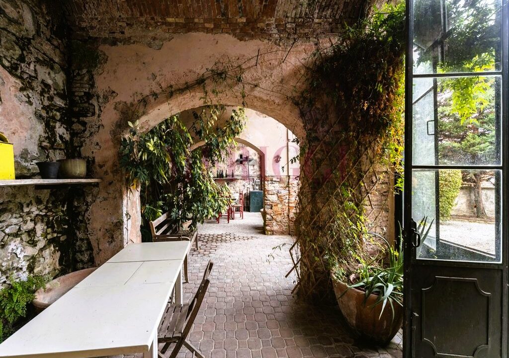 interno limonaia - Brongio - vendita - palazzo fumagalli