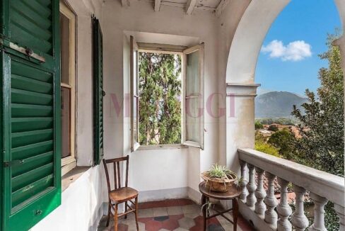 loggiato con vista - villa bonacina - airuno - via Dante - meriggi