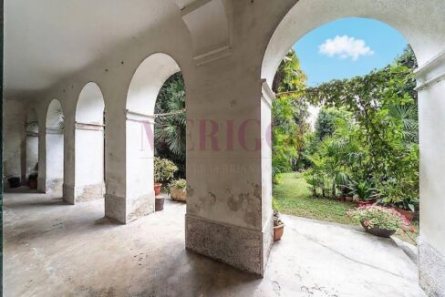 loggiato piano terreno- villa bonacina - airuno - via Dante - meriggi