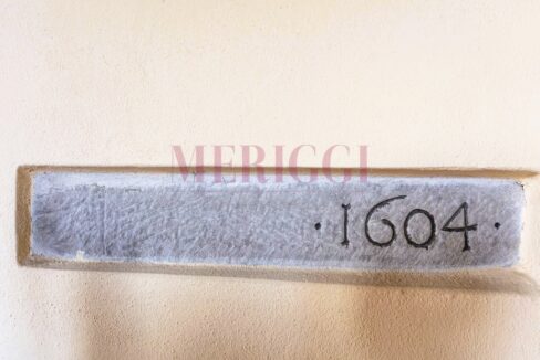 pietra nel muto con data - Brongio - vendita - palazzo fumagalli