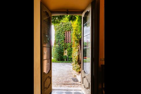 porta su giardino - Brongio - vendita - palazzo fumagalli