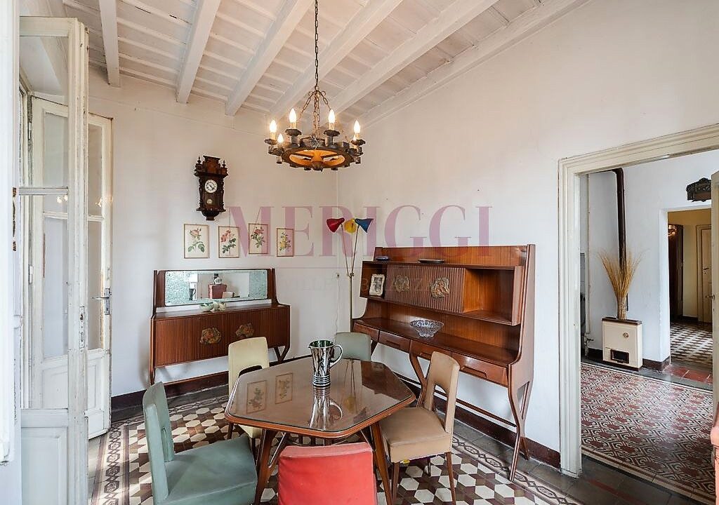 sala da pranzo e vista cucina- villa bonacina - airuno - via Dante - meriggi