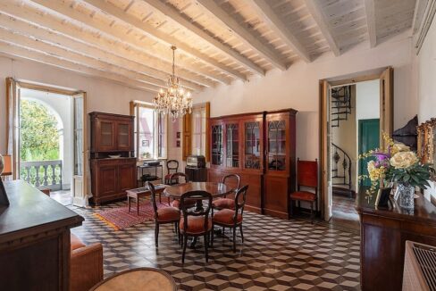 soggiorno al secondo piano- villa bonacina - airuno - via Dante - meriggi