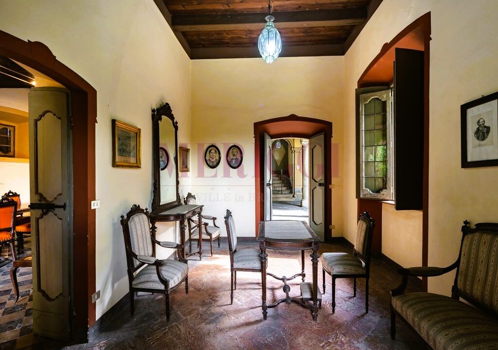 studio piano terra - Brongio - vendita - palazzo fumagalli
