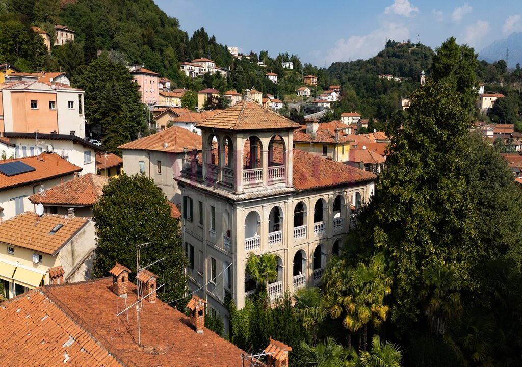 villa-vista-dal-drone-lato-sud-ovest-villa-bonacina-airuno-via-Dante-meriggi
