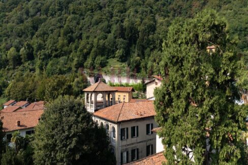 vista-lato-est-e-panorama-villa-bonacina-airuno-via-Dante-meriggi