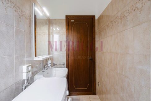 bagno servizio - brongio - piazza fumagalli - vendita villa - meriggi