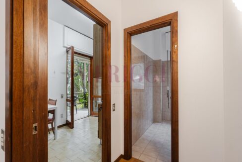 disimpegno - brongio - piazza fumagalli - vendita villa - meriggi