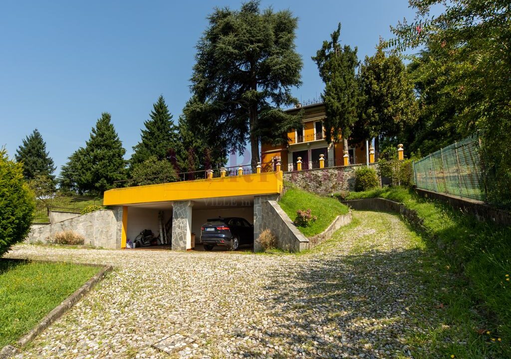 autorimessa - villa Oggiono - vendita - Meriggi
