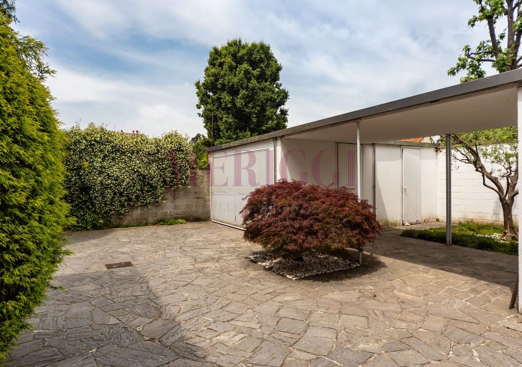 autorimessa - villa vendita - cesano maderno - meriggi