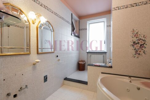 bagno padronale con idromassaggio