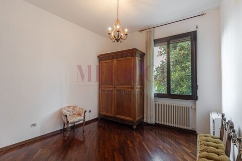 camera da letto di servizio - arcore - villa in vendita - meriggi