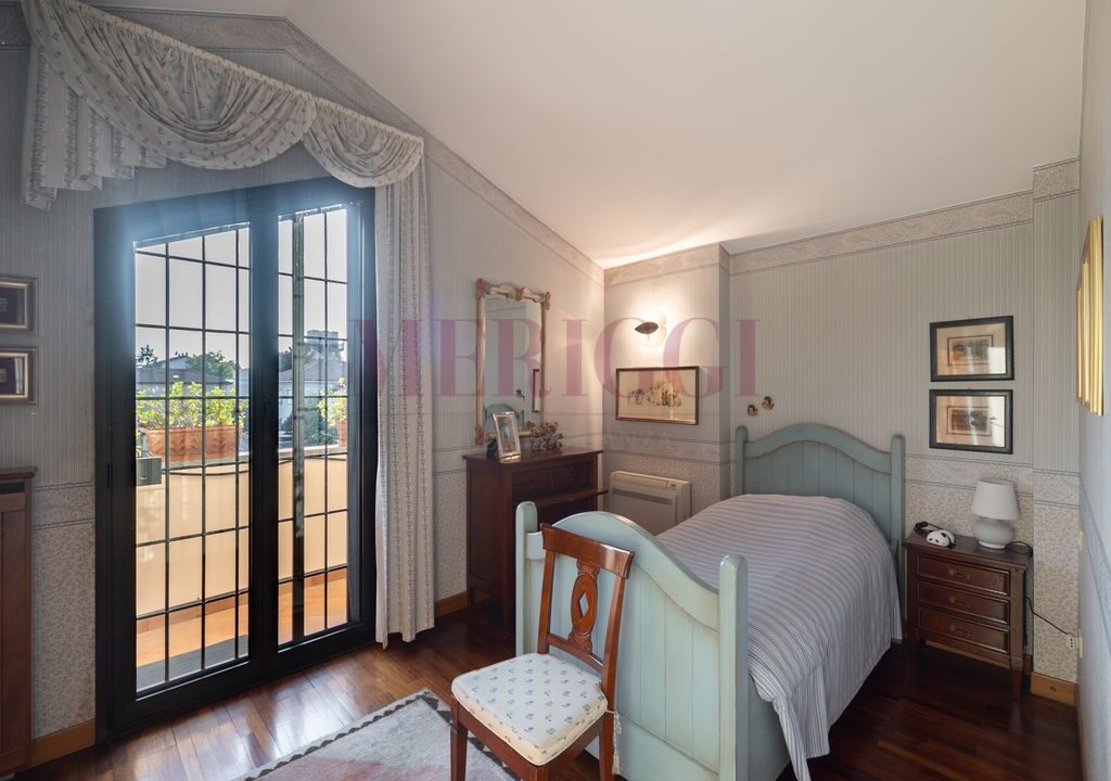 cameretta - arcore - villa in vendita - meriggi