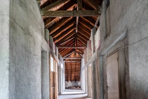 corridoio solaio - villa vendita - cesano maderno - meriggi