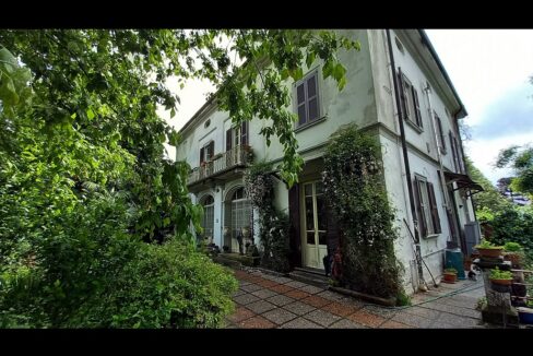 facciata sud ovest - villa missaglia via roma - meriggi