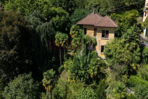 facciata-vista-aerea-villa-airuno-vendita-meriggi