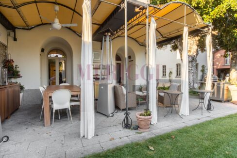 gazebo - palazzo epoca Oggiono - Meriggi