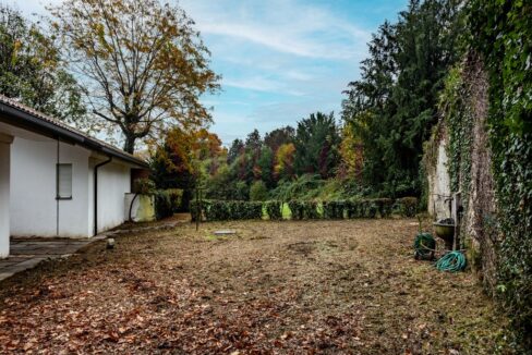 giardino e alberi - villa alzate brianza - vendita - meriggi