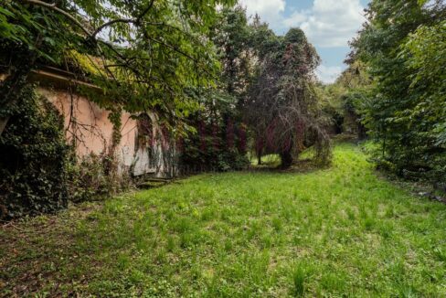 giardino ovest - villa Asso - vendita - Meriggi