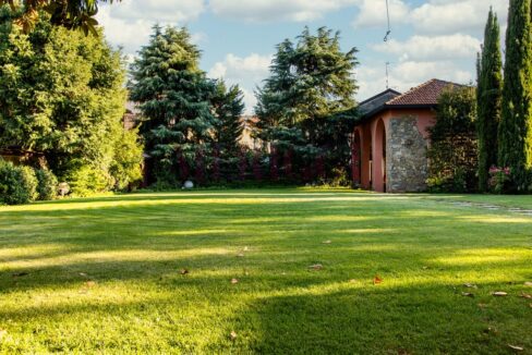 giardino - palazzo epoca Oggiono - Meriggi