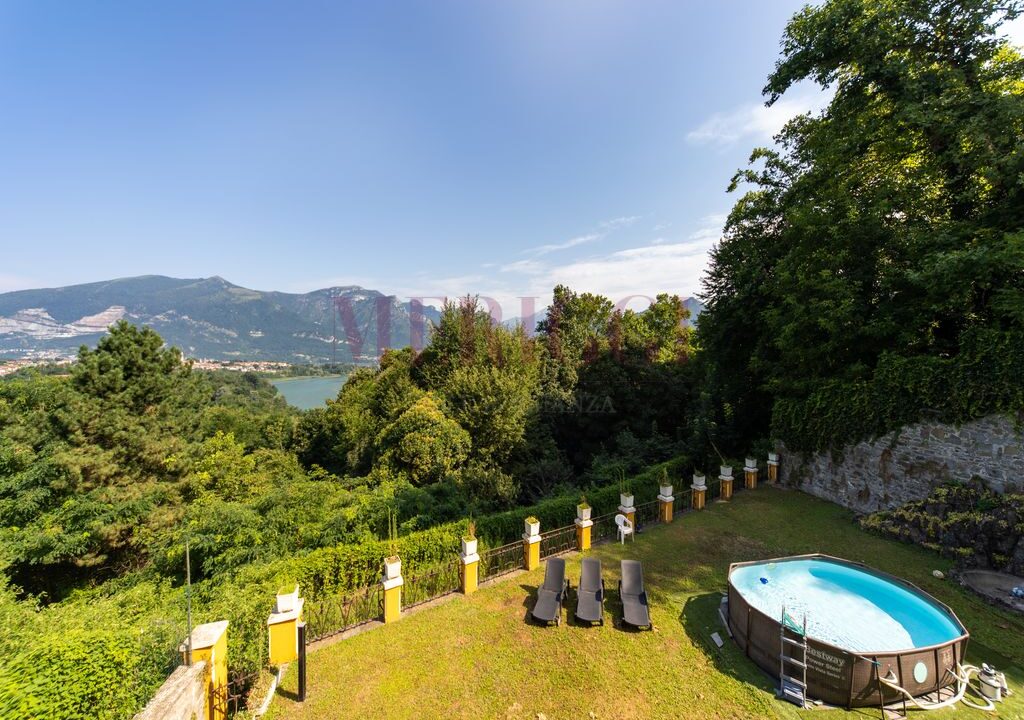 giardino terrazzato e vista lago - villa Oggiono - vendita - Meriggi