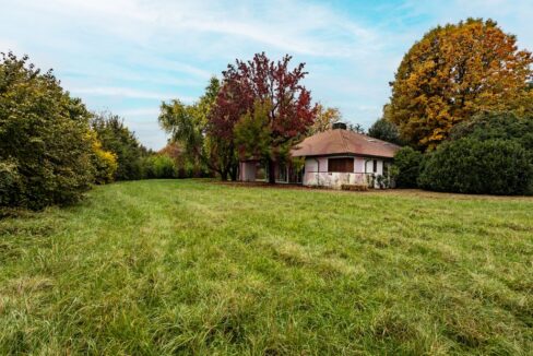 giardino vista nord - villa alzate brianza - vendita - meriggi