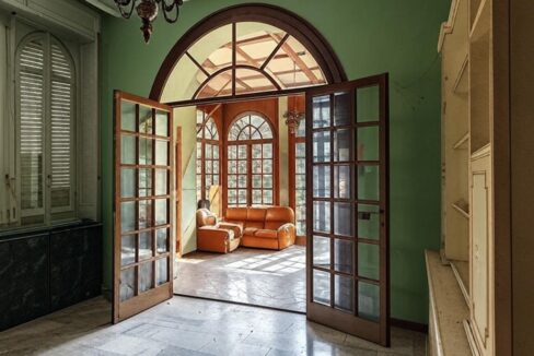 atrio ingresso e veranda - villa vendita - Asso - Meriggi