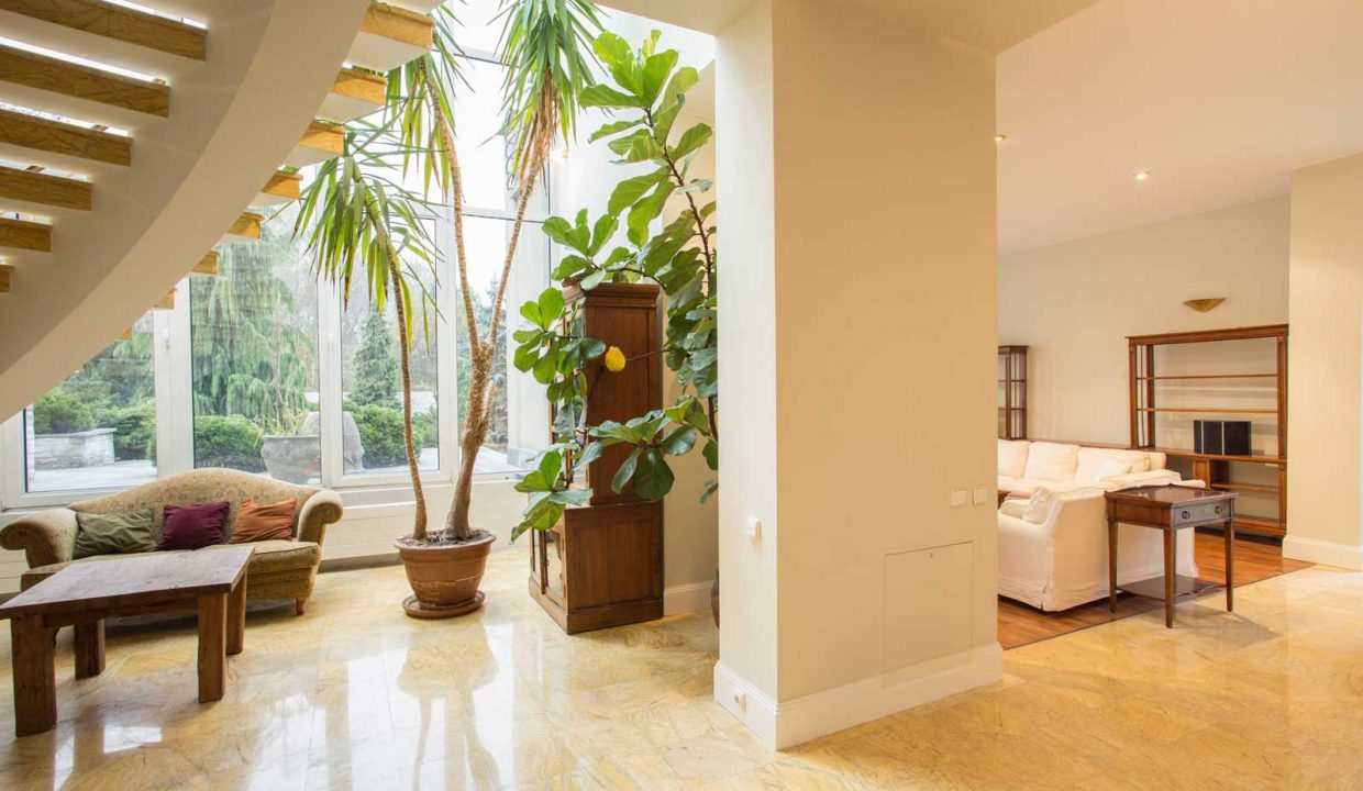 Villa ben illuminata