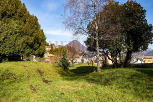 parco - villa epoca erba - vendita - meriggi