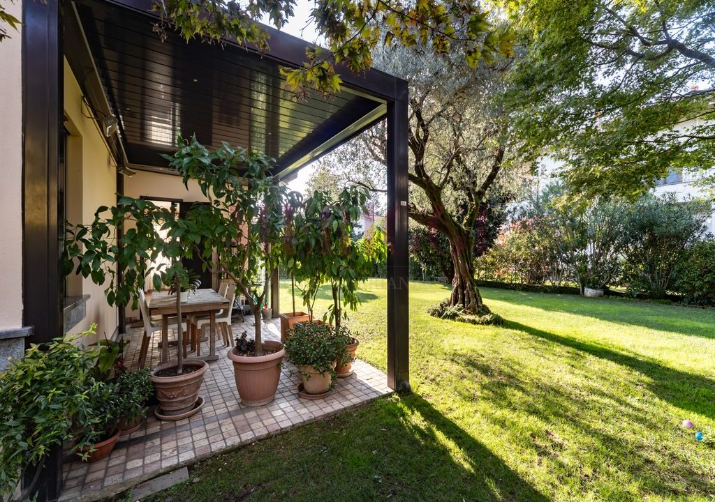 porticato - arcore - villa in vendita - meriggi