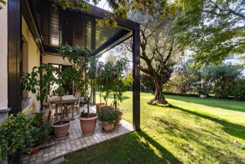 porticato - arcore - villa in vendita - meriggi