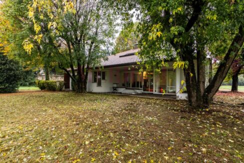porticato sud - villa alzate brianza - vendita - meriggi