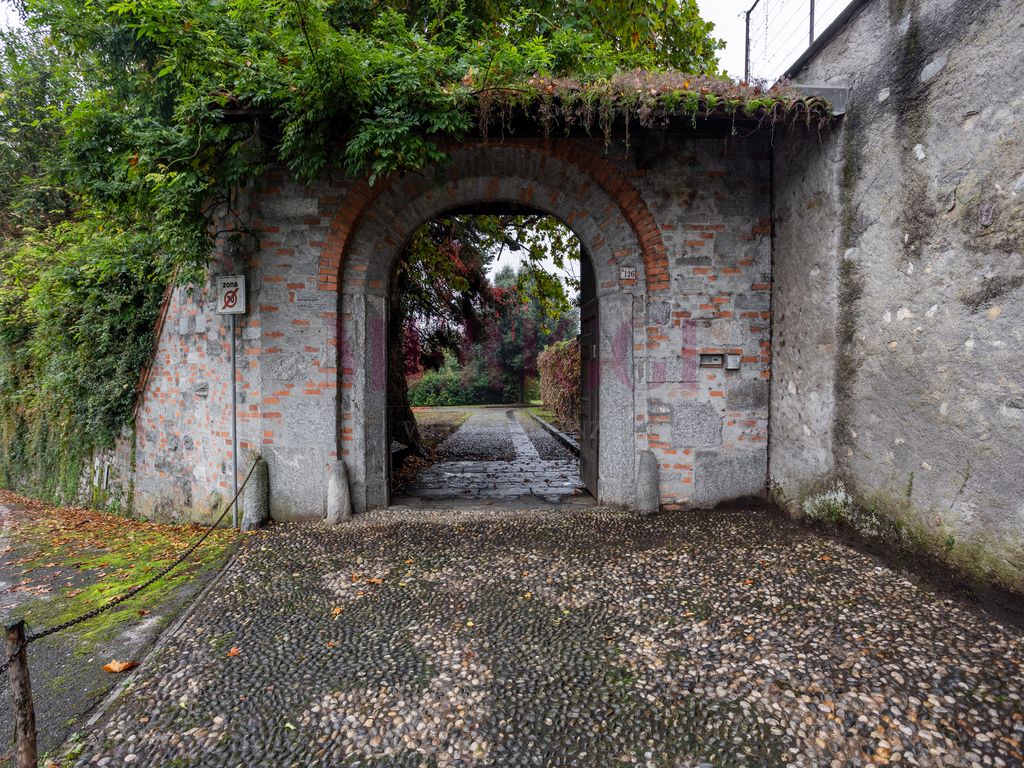 Villa in vendita – Alzate Brianza