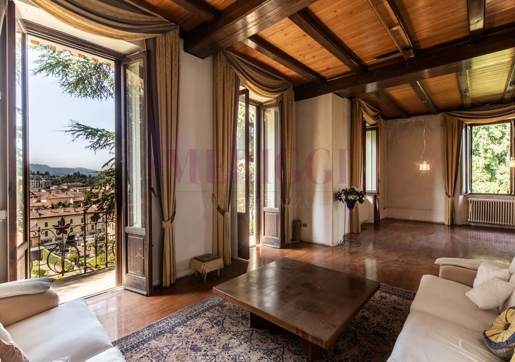salone - villa Oggiono - vendita - Meriggi