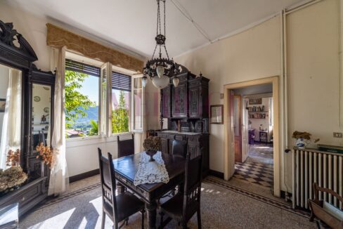 soggiorno e ingresso - villa airuno - vendita - meriggi