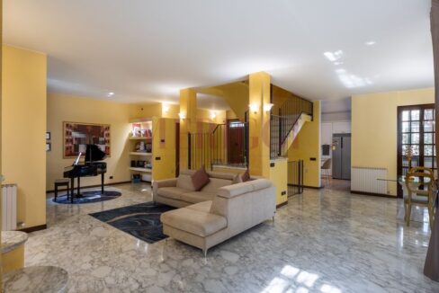 soggiorno - villa oreno - vendita - meriggi
