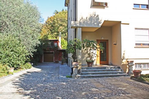 vialetto - villa Besana - Meriggi
